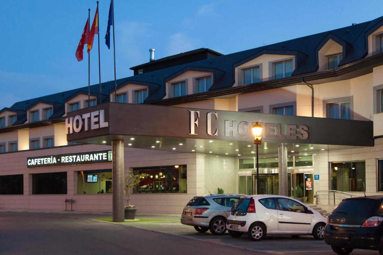 Hotel Fc Villalba Кольядо-Вільяльба Екстер'єр фото